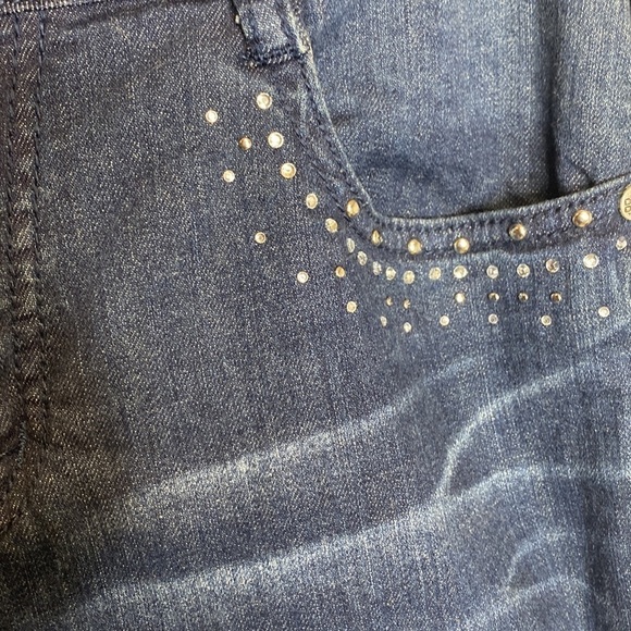 V Christina Rhinestones Embroidered Denim Jeans - Picture 6 of 12